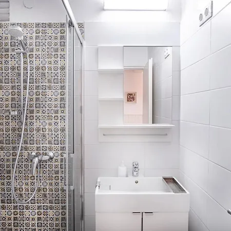 Myflat Lucy * שיופוק