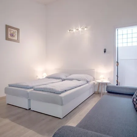 Myflat Lucy * Σίοφοκ