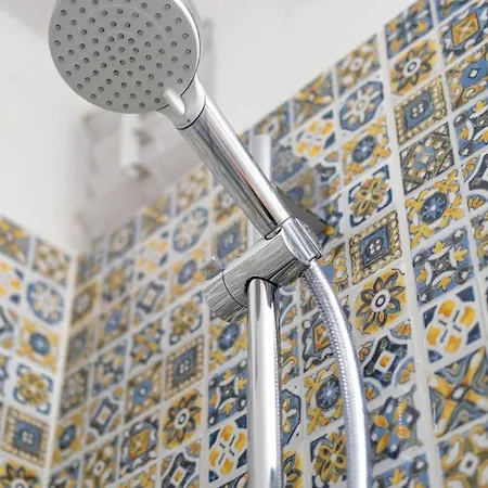 Myflat Lucy דירה *